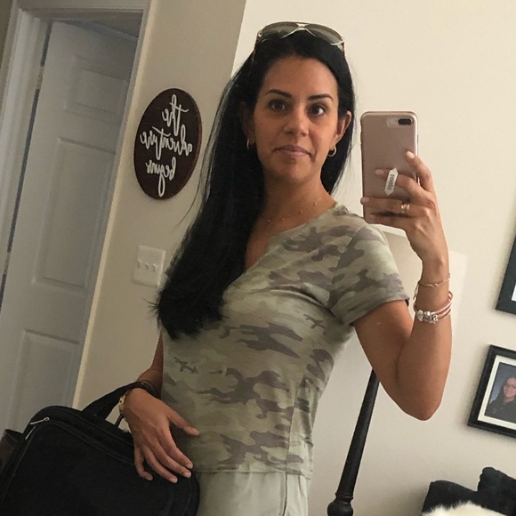 Meet your Posher, Clara - Picture 2 of 2